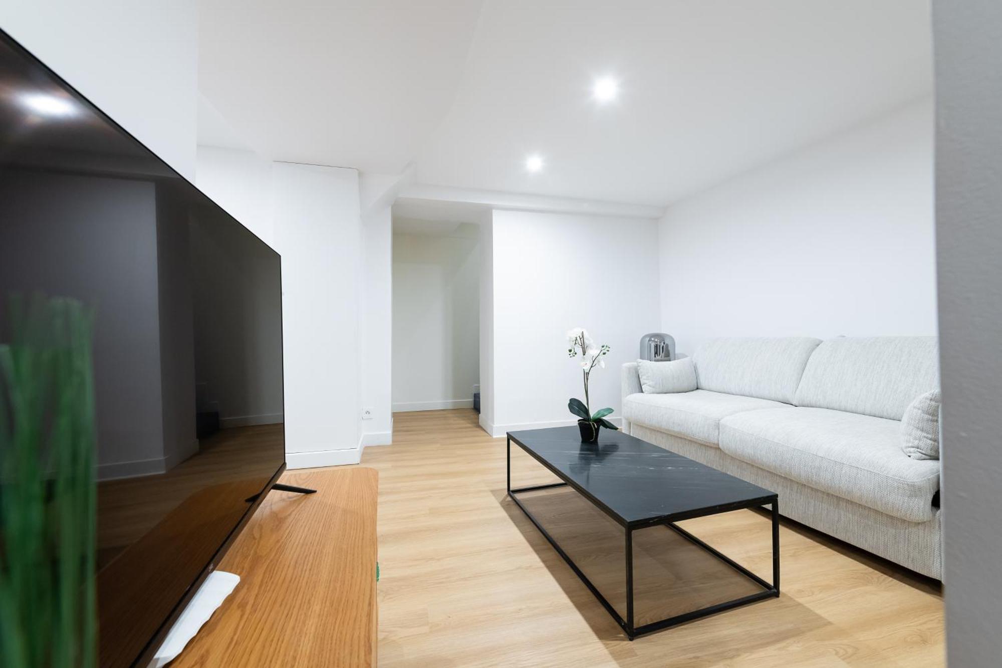 Le Deniro Loft - Tour Eiffel Invalides - 7 Personnes Apartment Paris